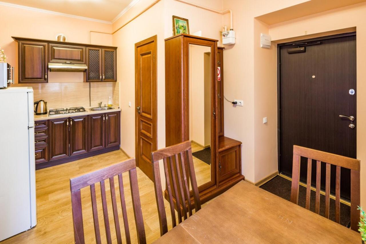 Romari Лесі Українки Appartement Lviv Buitenkant foto