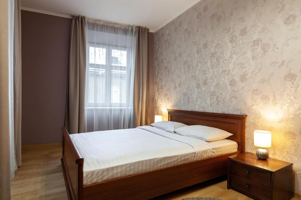 Romari Лесі Українки Appartement Lviv Buitenkant foto