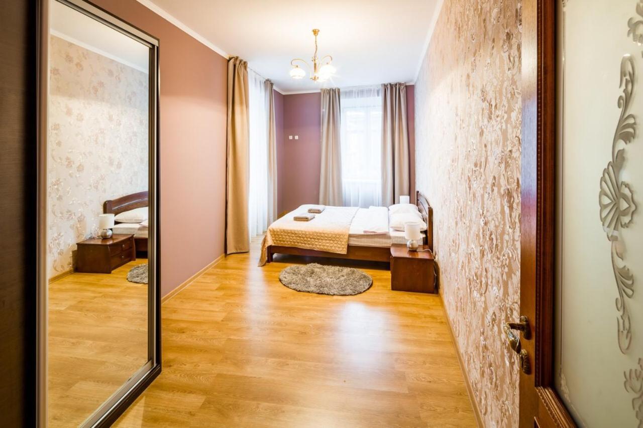 Romari Лесі Українки Appartement Lviv Buitenkant foto