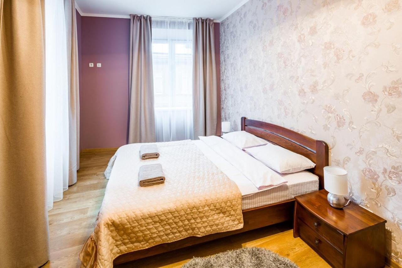 Romari Лесі Українки Appartement Lviv Buitenkant foto