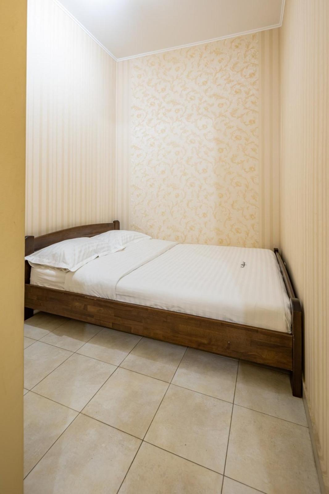Romari Лесі Українки Appartement Lviv Buitenkant foto