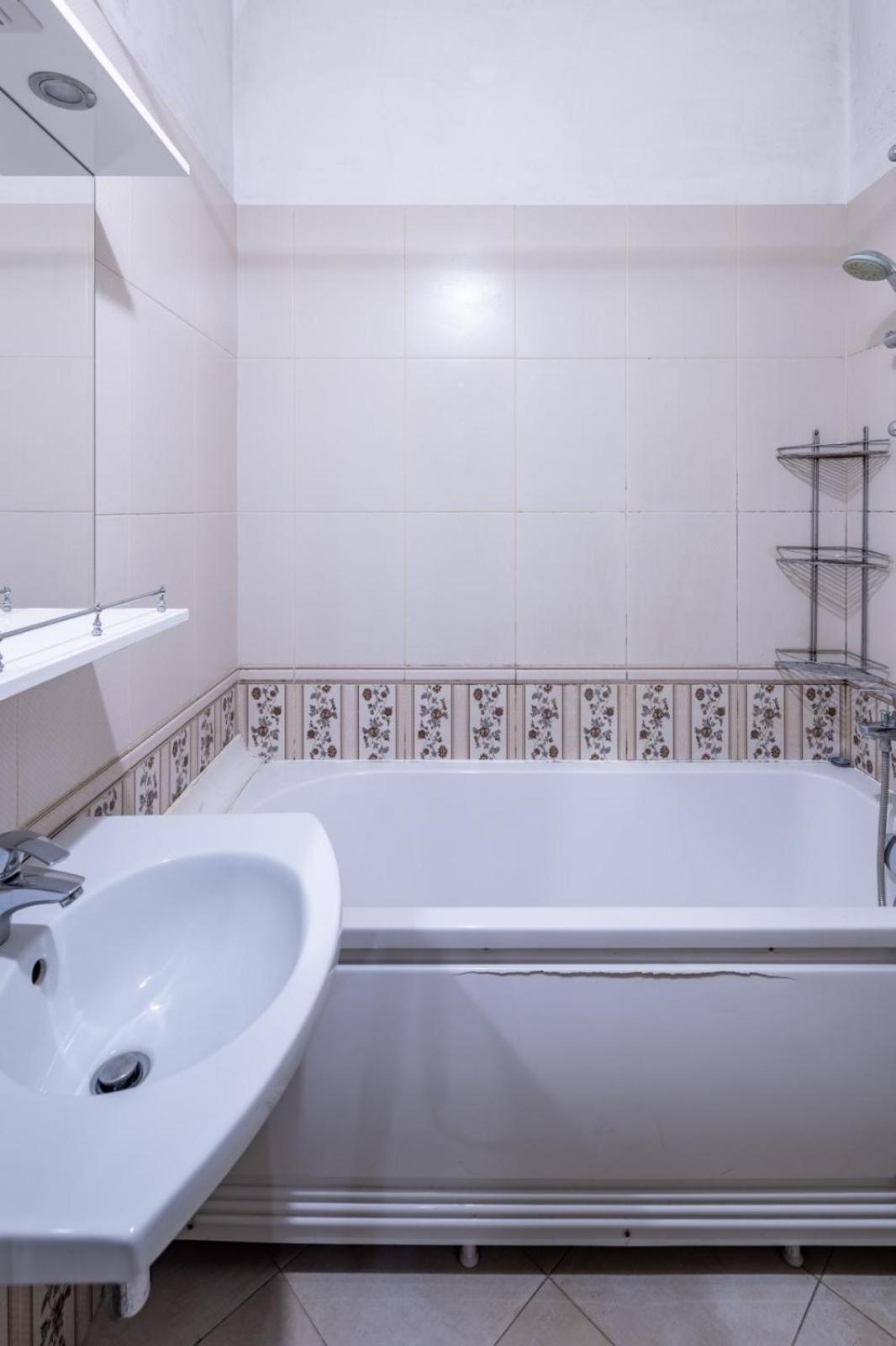 Romari Лесі Українки Appartement Lviv Buitenkant foto