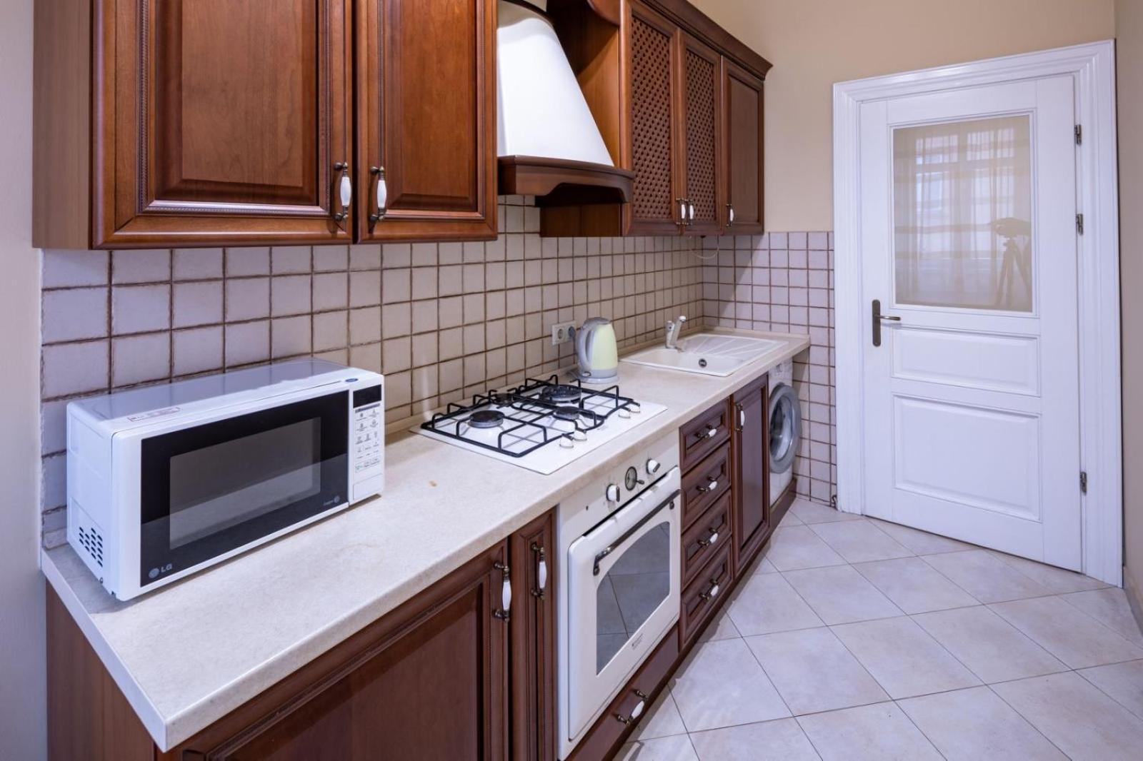 Romari Лесі Українки Appartement Lviv Buitenkant foto