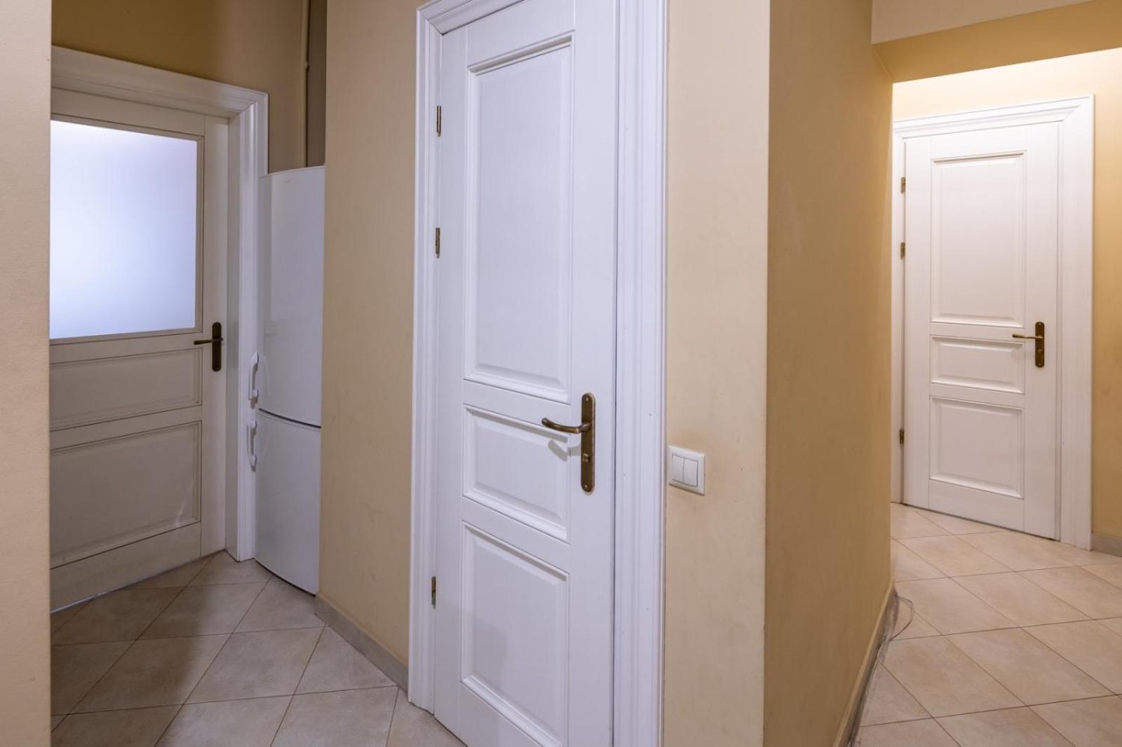 Romari Лесі Українки Appartement Lviv Buitenkant foto