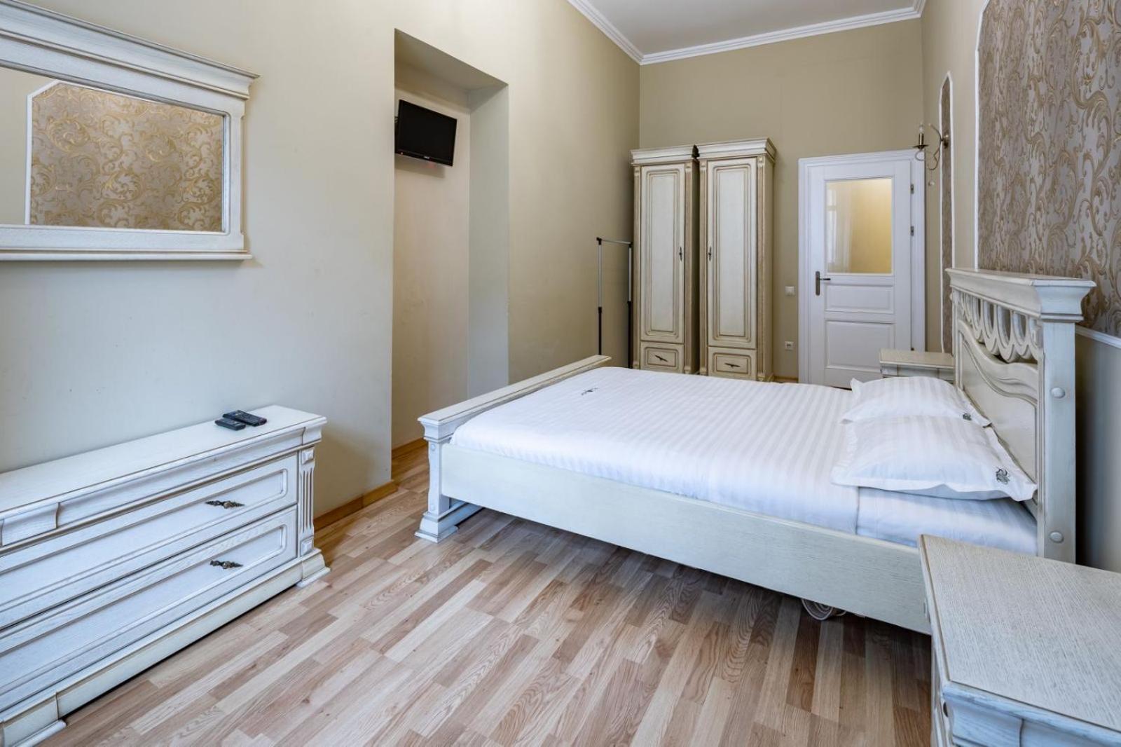 Romari Лесі Українки Appartement Lviv Buitenkant foto