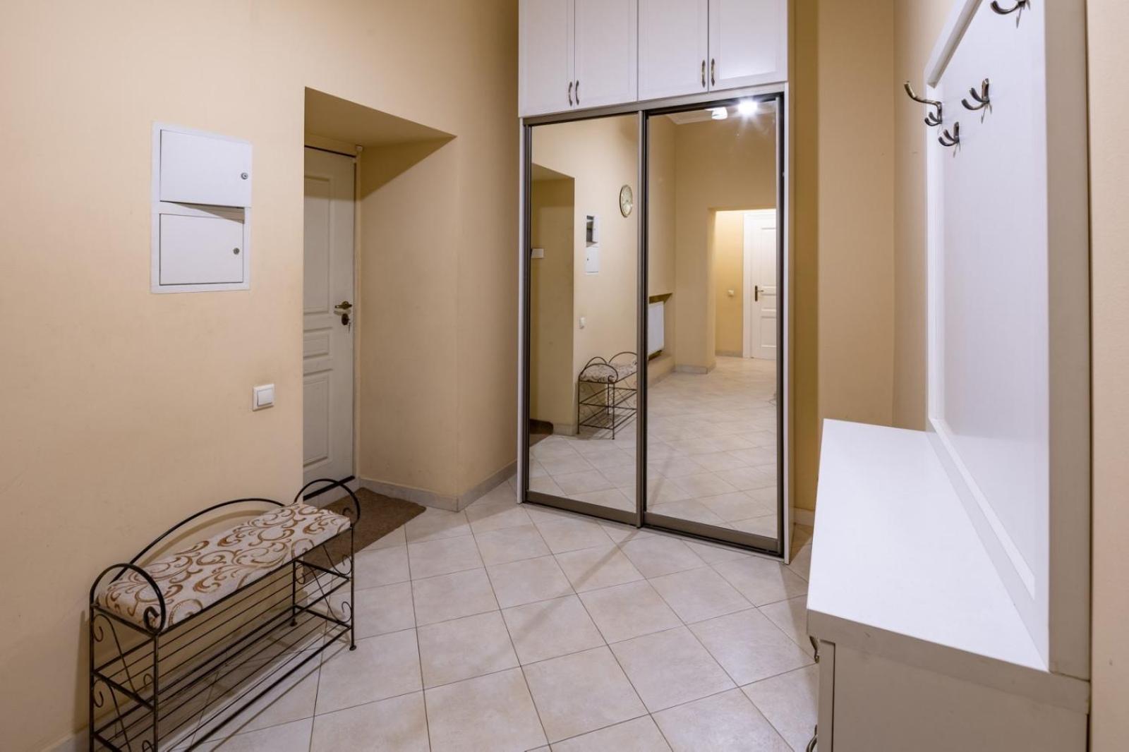 Romari Лесі Українки Appartement Lviv Buitenkant foto