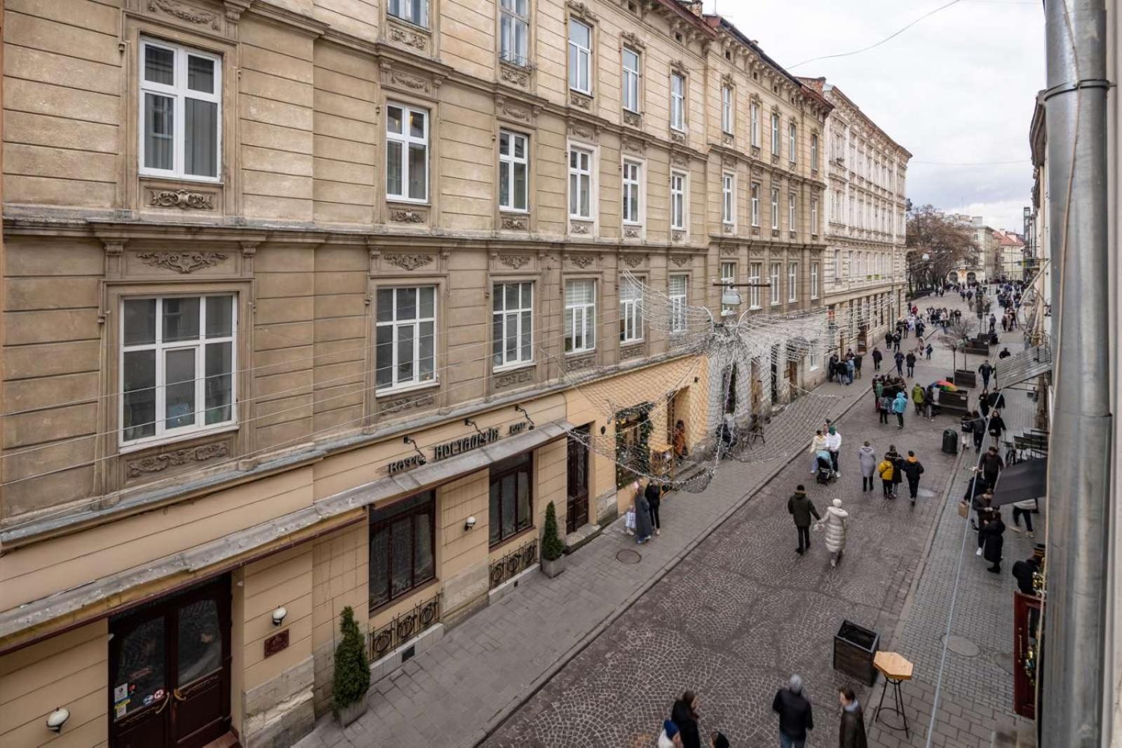 Romari Лесі Українки Appartement Lviv Buitenkant foto
